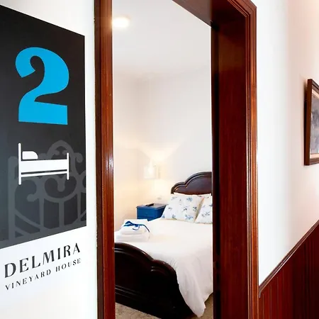 Farm stay Delmira Vineyard House *